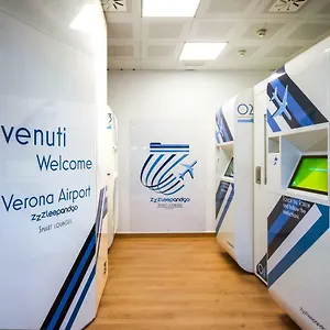Capsulehotel Resting Pods - Zzzleepandgo Vrn Verona Airport